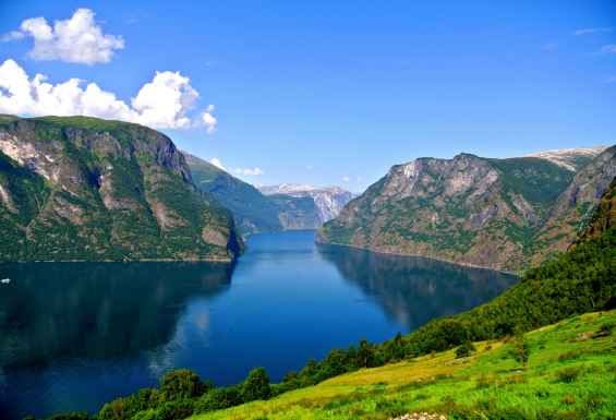 Aurlandsfjord-Norveska 