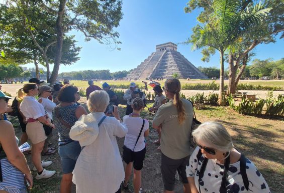 MEHIKA-POTOVANJE-CONDOR-TRAVEL-CHICHEN-ITZA
