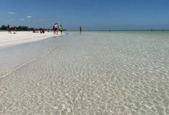 Plaza Holbox