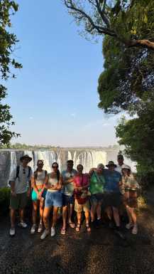 Skupina Condor Travel na Viktorijinih slapovih