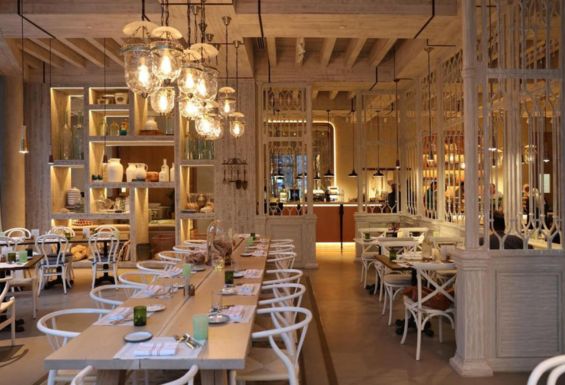 Naumi hotel dubaj zajtrkovalnica